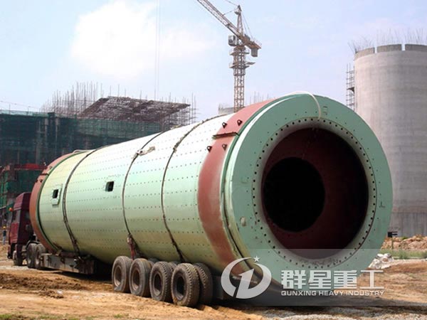 不同型號的水泥磨