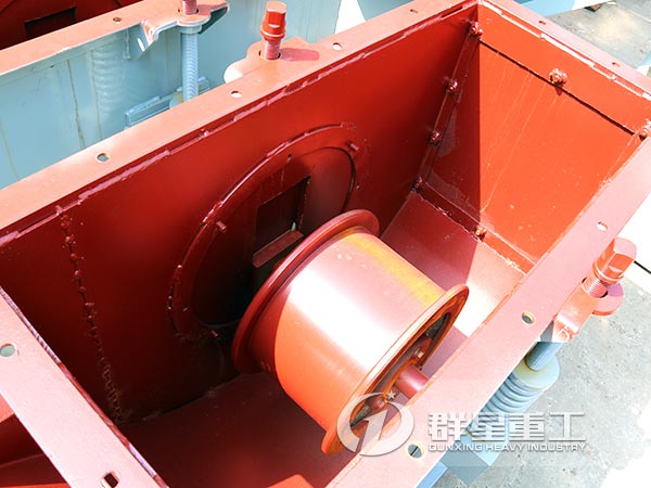 錘式破碎機細(xì)節(jié)展示