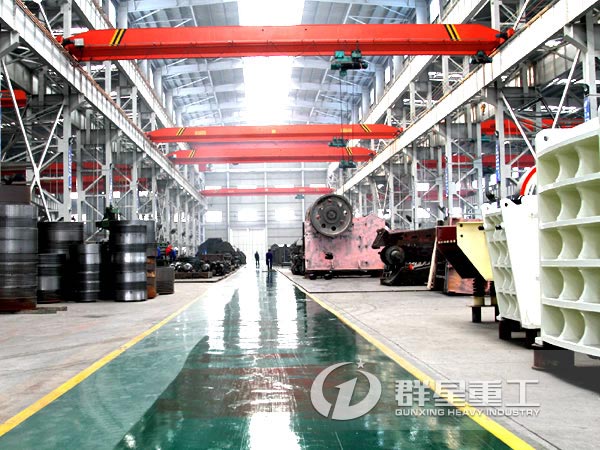 群星重工生產車間